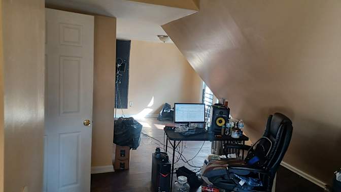 Alterik Finney's room