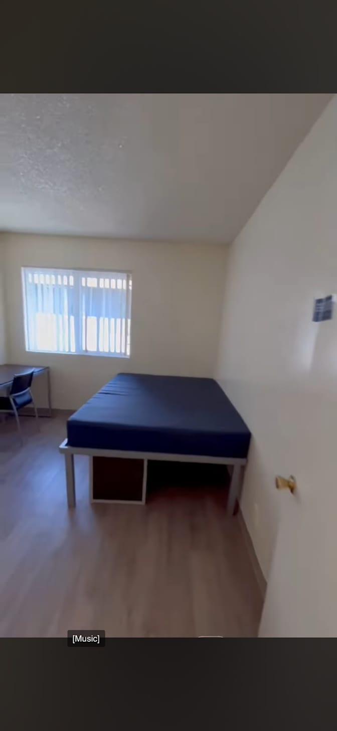 Andrea's room