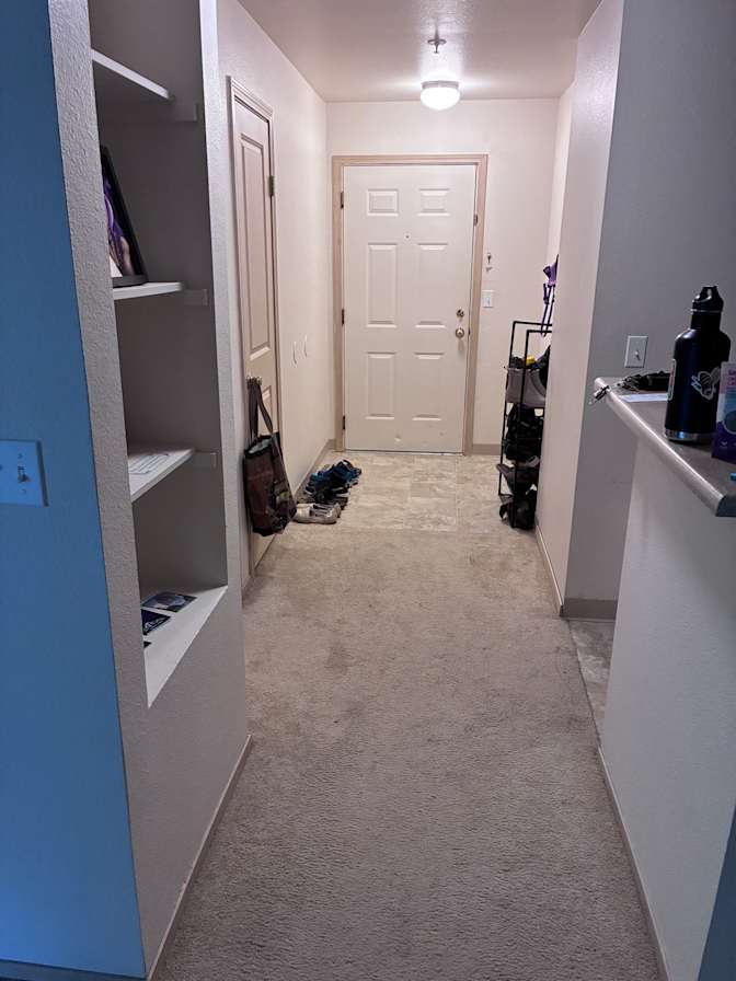 Mona's room