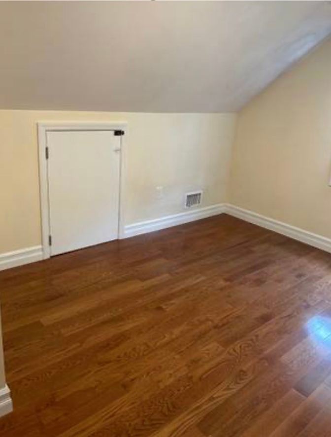 D's room
