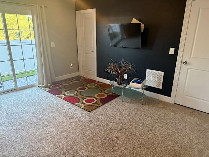 Jacqueline's room