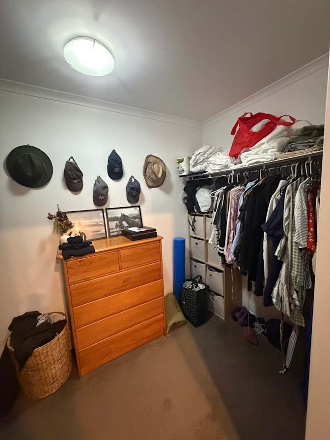 Nikita Gee's room