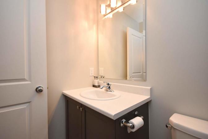 Rent In Ottawa Property Management Inc's room