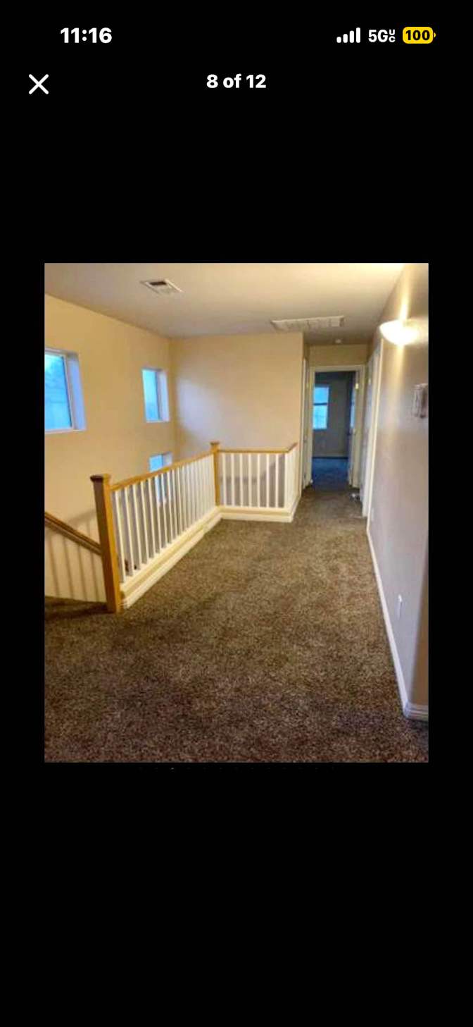 Courtney's room