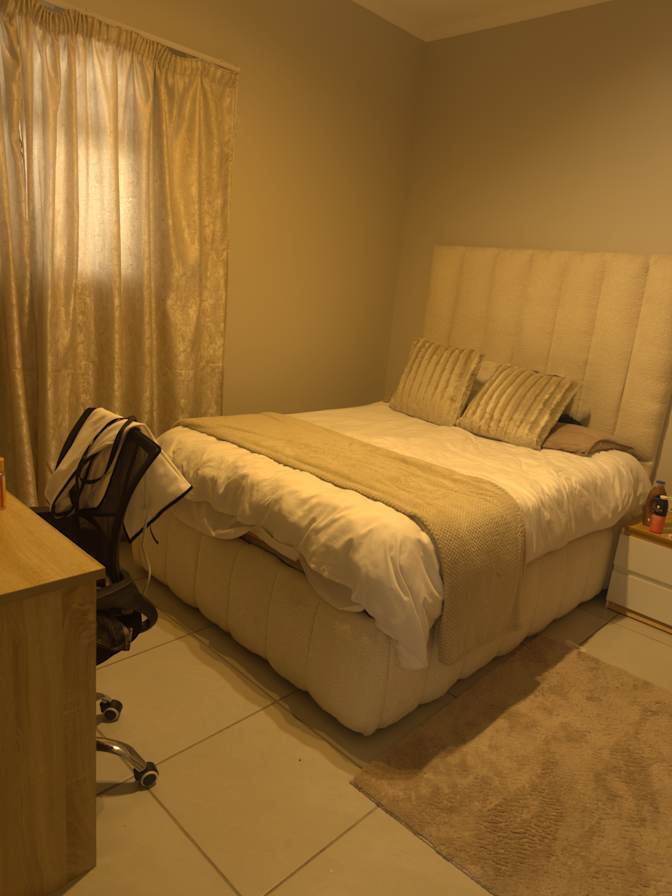 Zandile's room