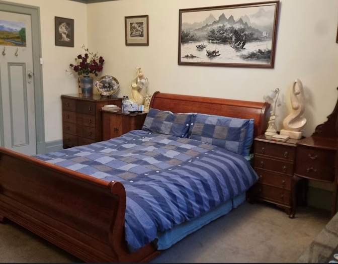 Crystal's room