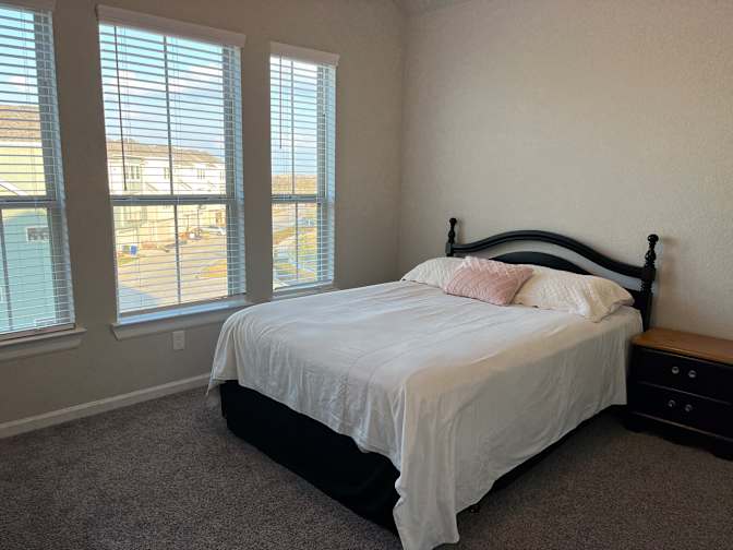 Yolanda's room