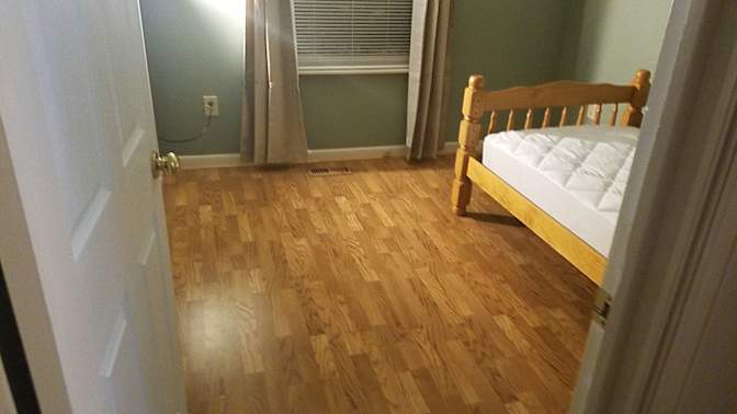 Enrique's room