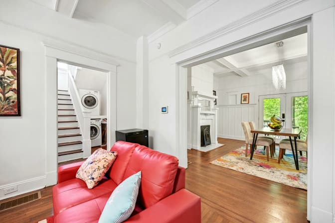CL&C Property Management and Consulting's room
