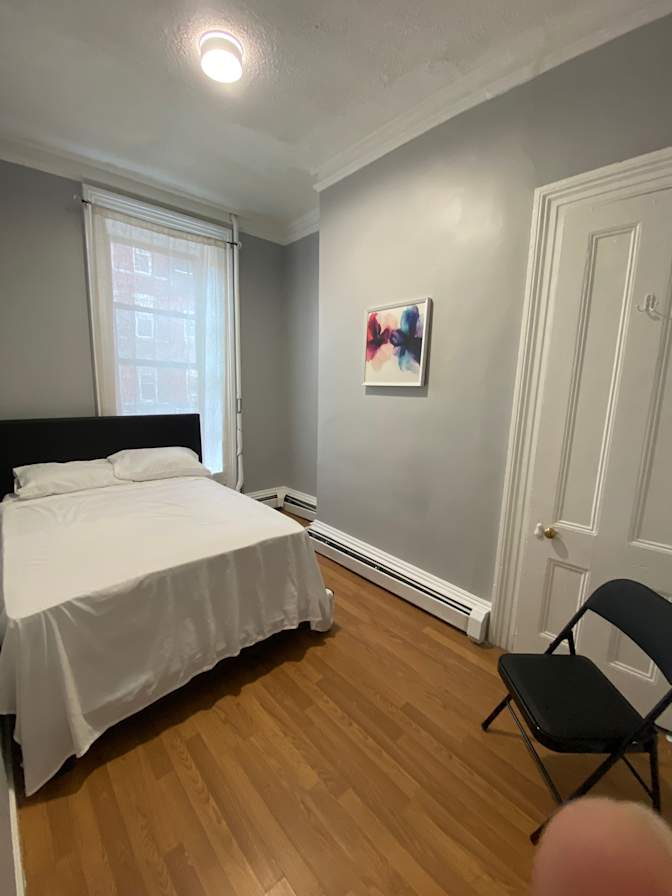 CRISTIAN ARANEDA's room