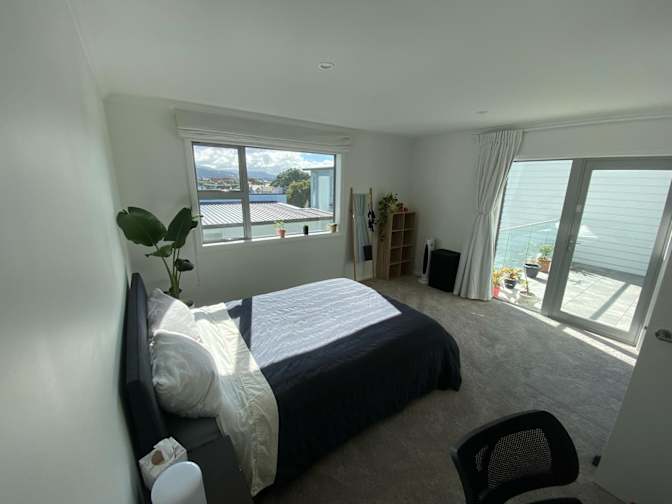 Jennifer's room