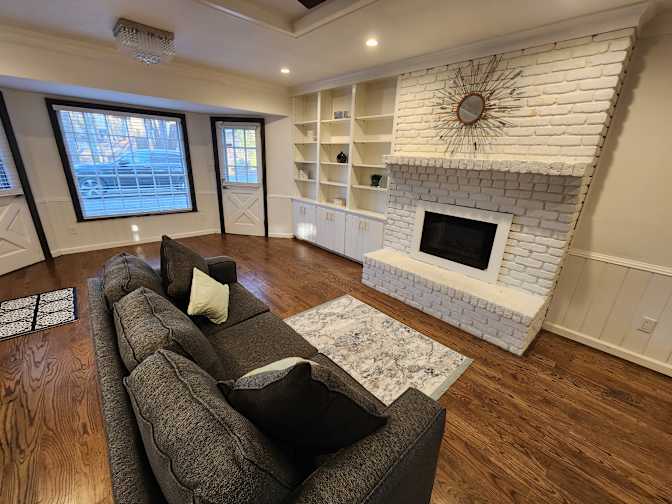 CL&C Property Management and Consulting's room