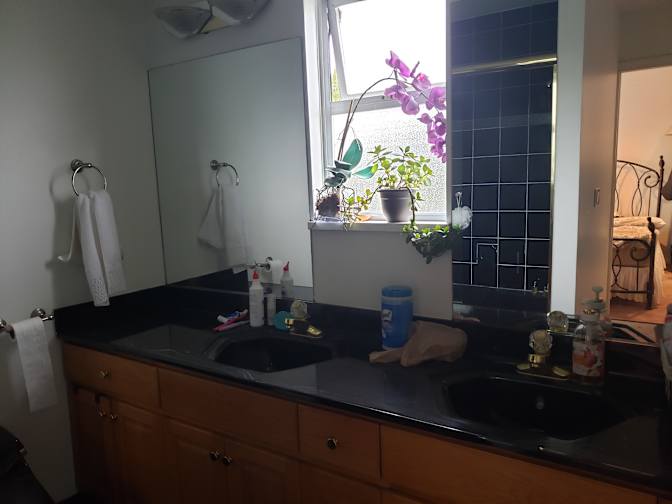 East 21st Avenue - Photo 10