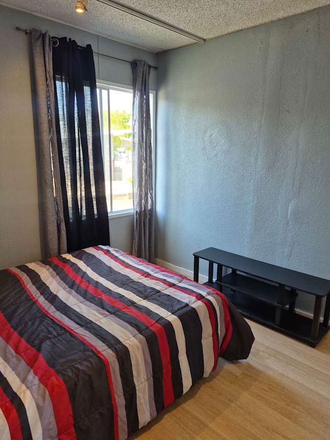 Alfredo's room