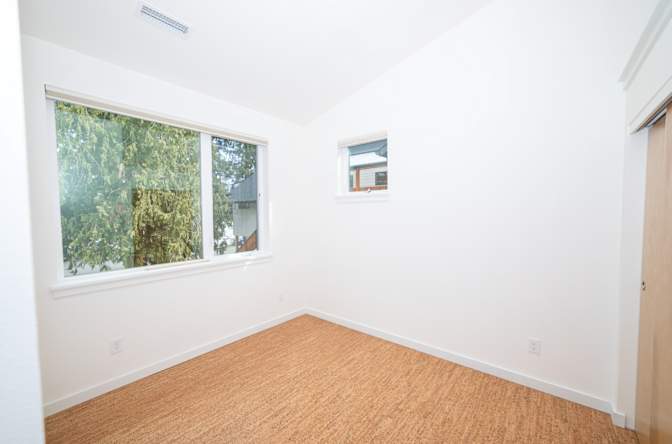 Grove's room