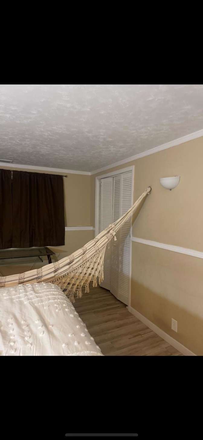 Gilza's room