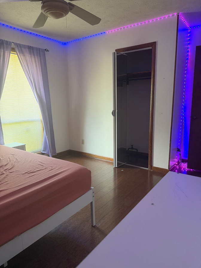 Inisah's room