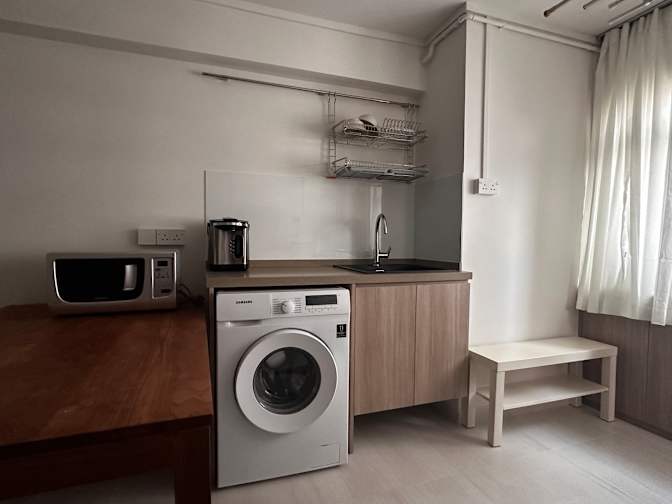 Sg-roomforrent's room