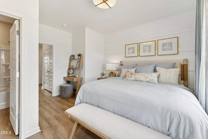 Alcove Rooms's room
