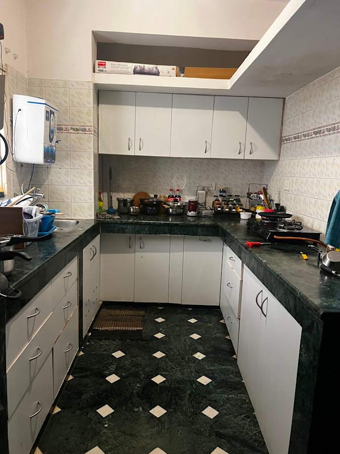 Stuti's room