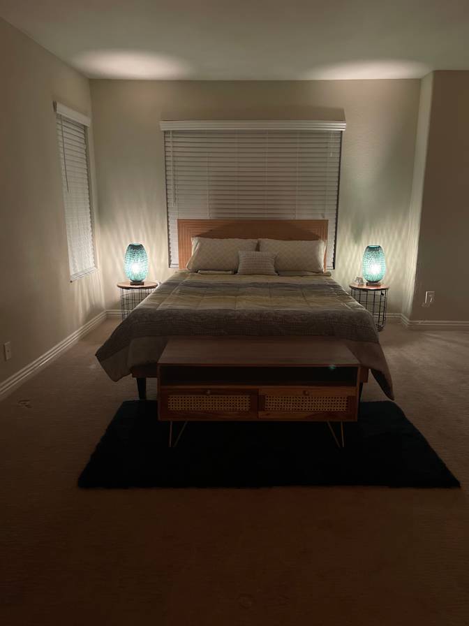 Lynn's room