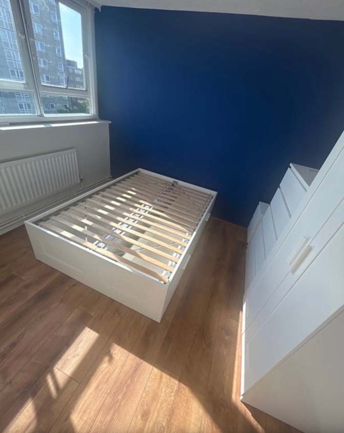 Zoe's room