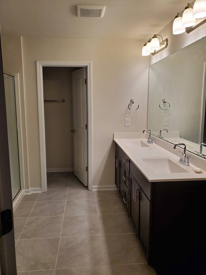 Alcove Rooms's room