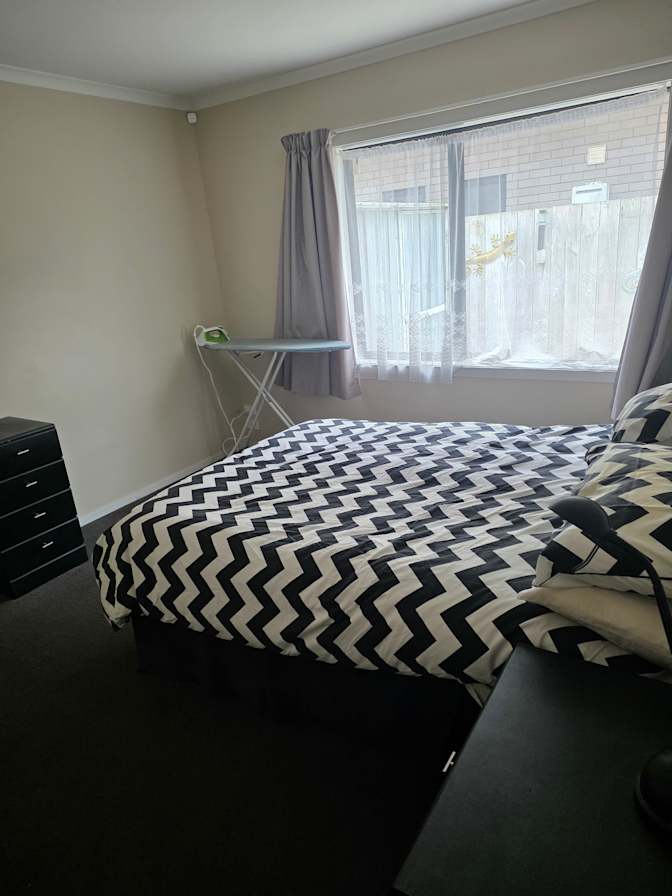 Aaron Staples's room