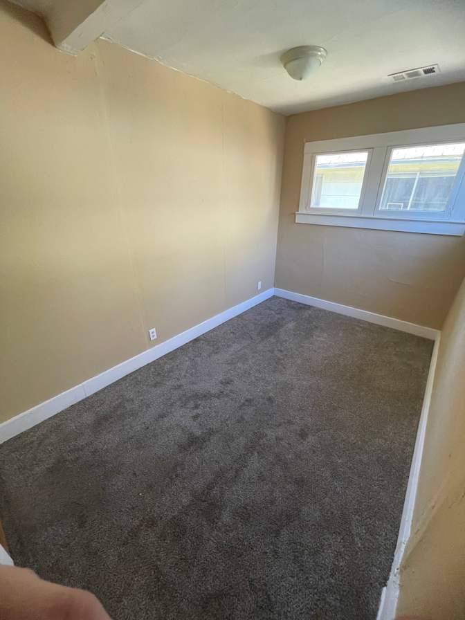 Max's room