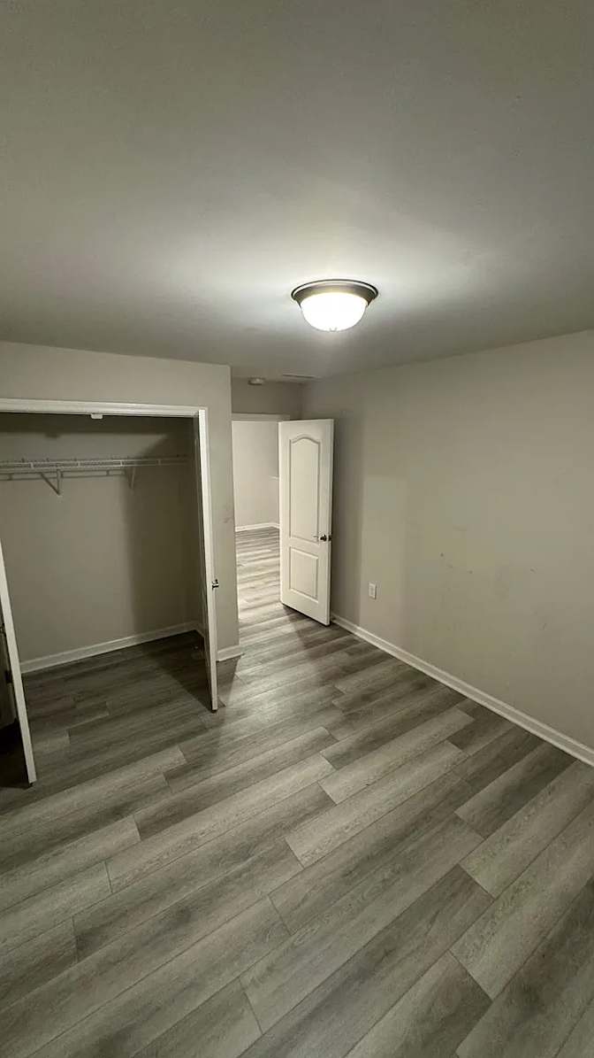 Alcove Rooms's room