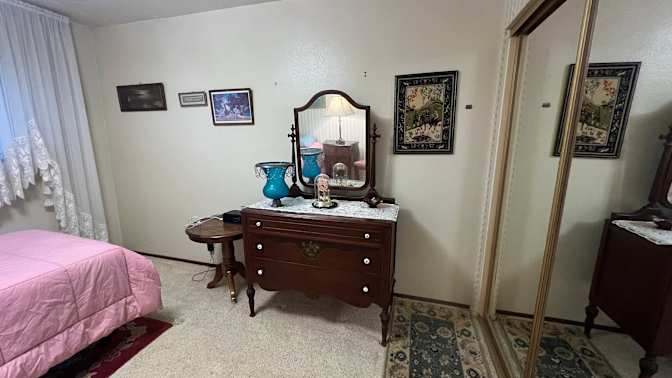 Estelle's room