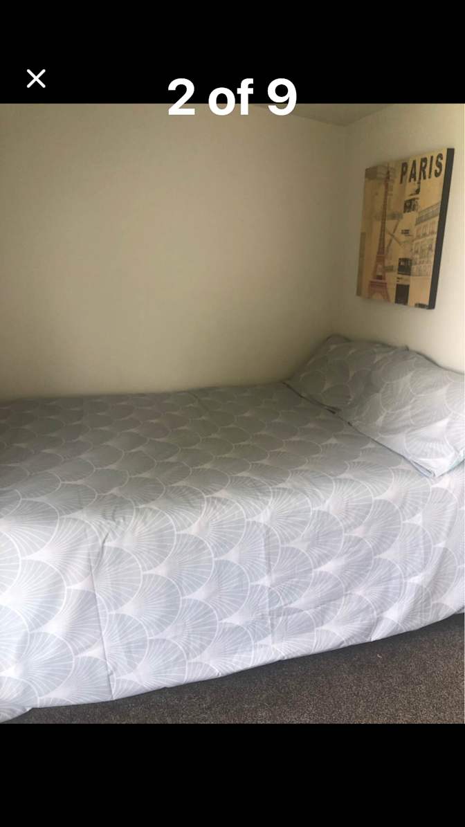 FlorenceB's room