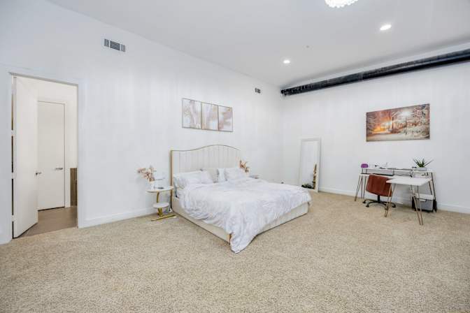 Yinka's room