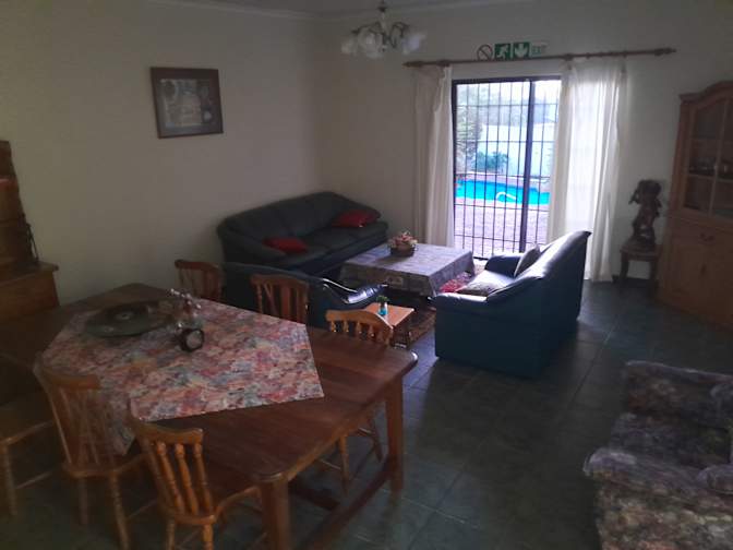 Phistus's room