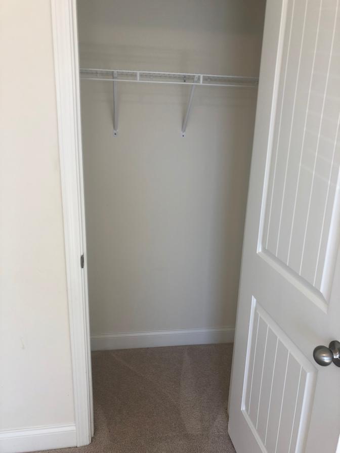 Alcove Rooms's room