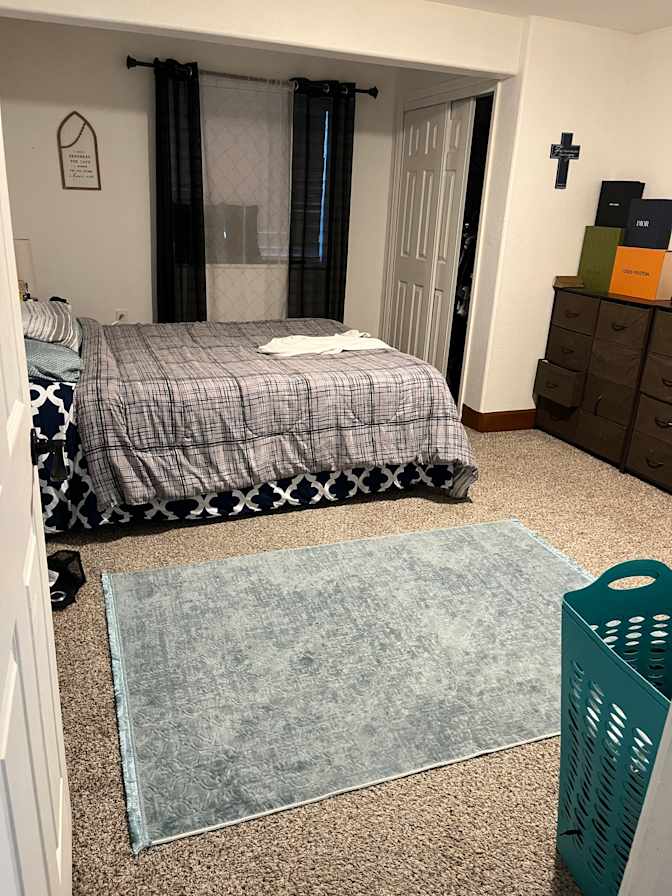 Ernest's room