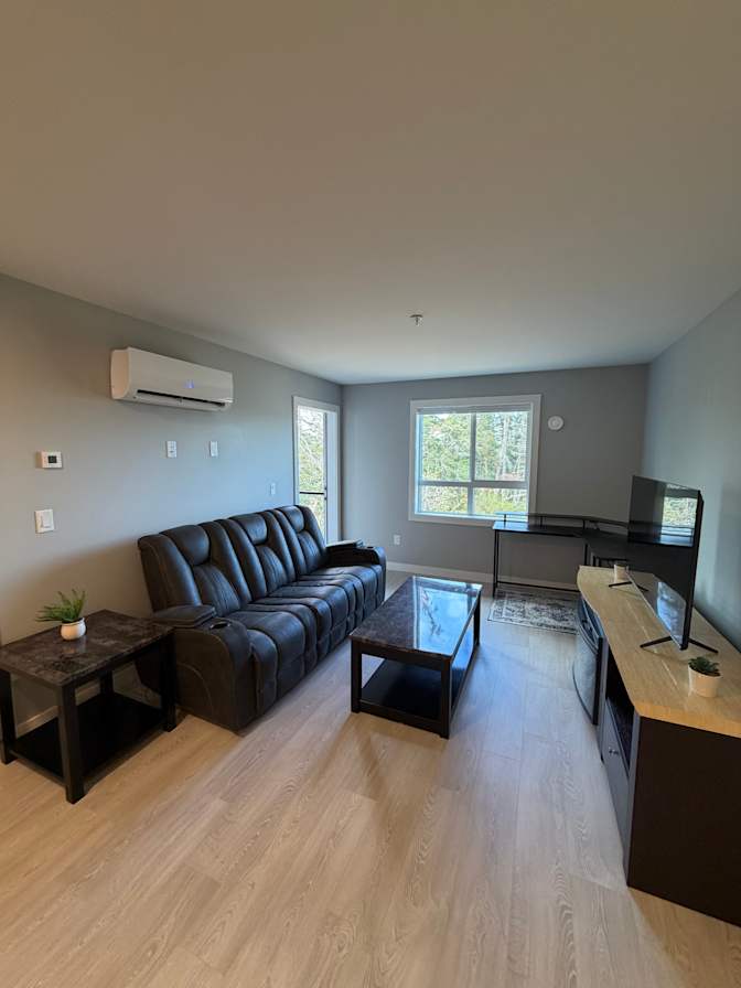 Carlo's room