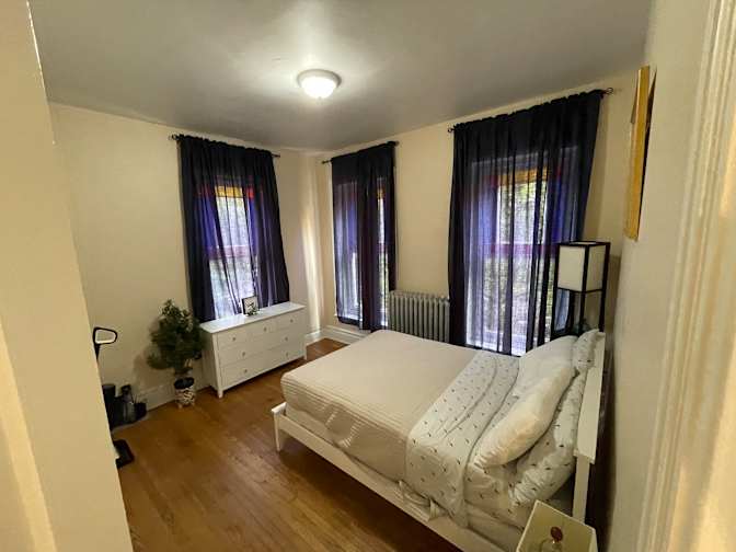 sixto sibri's room