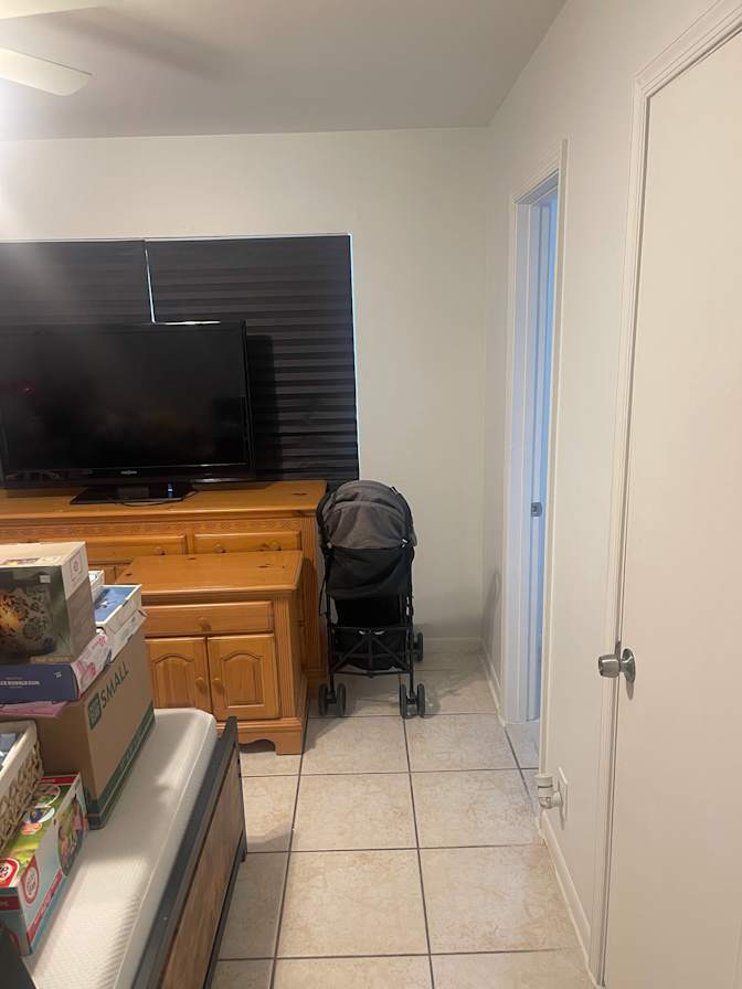 Kate's room