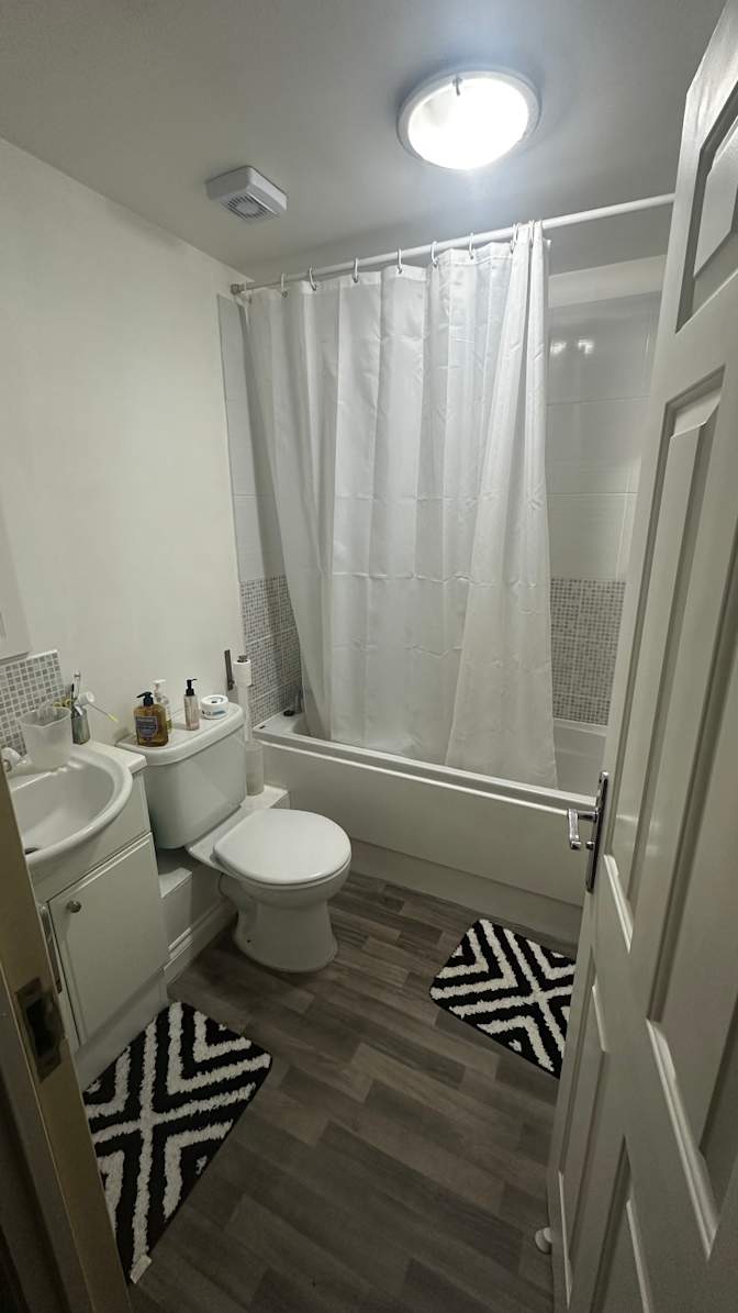 Shivanwitha Manakonduru's room