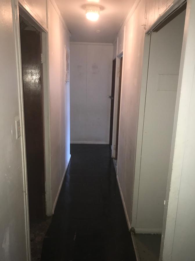 Jen's room