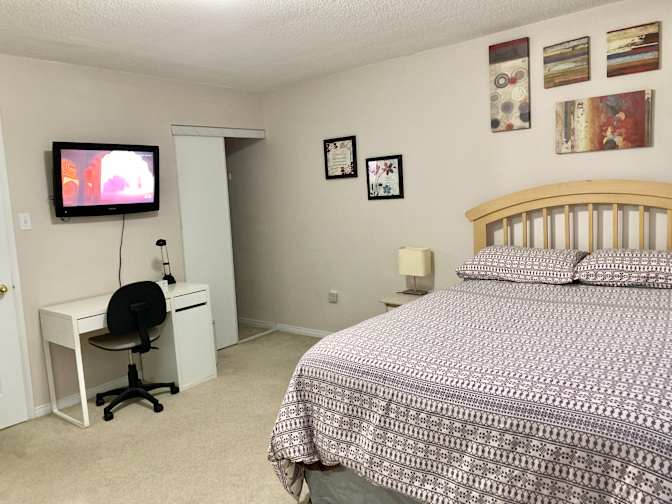 Mark Kay's room