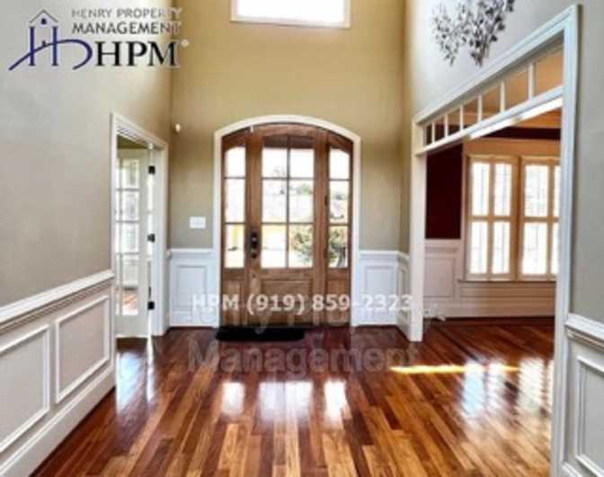 Alcove Rooms's room