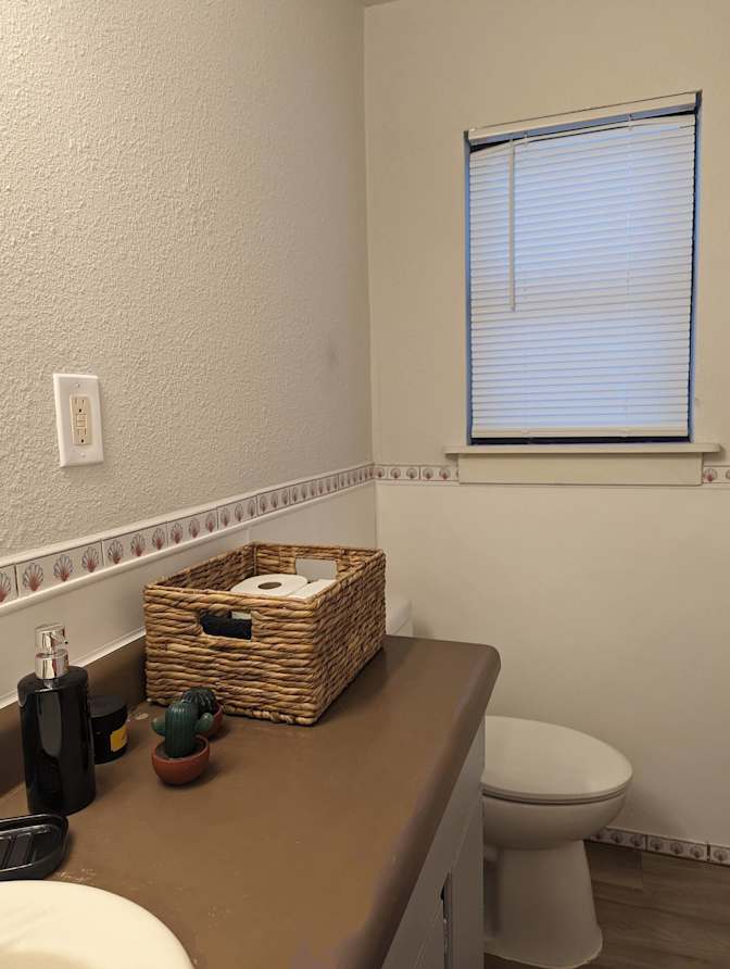 Ricardo's room