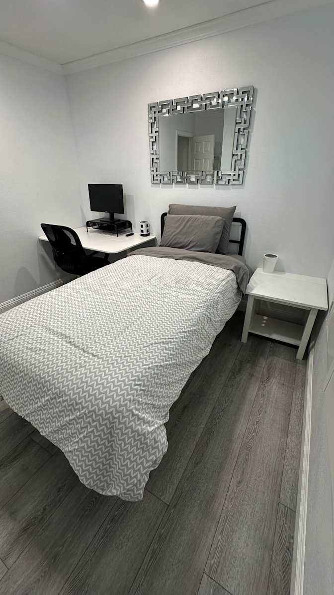 Yumi-n-Chris's room