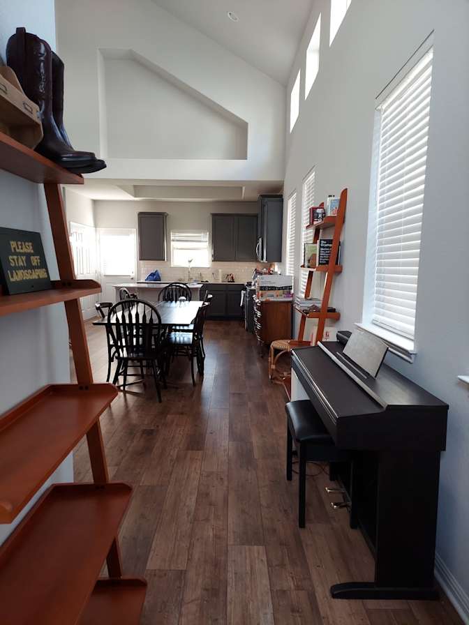 Alice Han's room