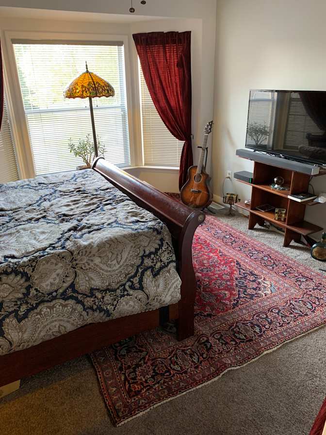 Linda's room