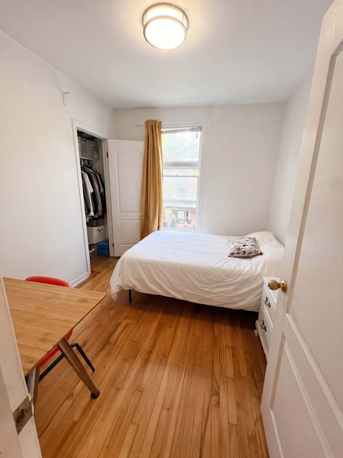 Ben's room