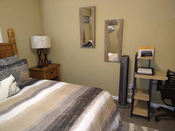 Dayna's room