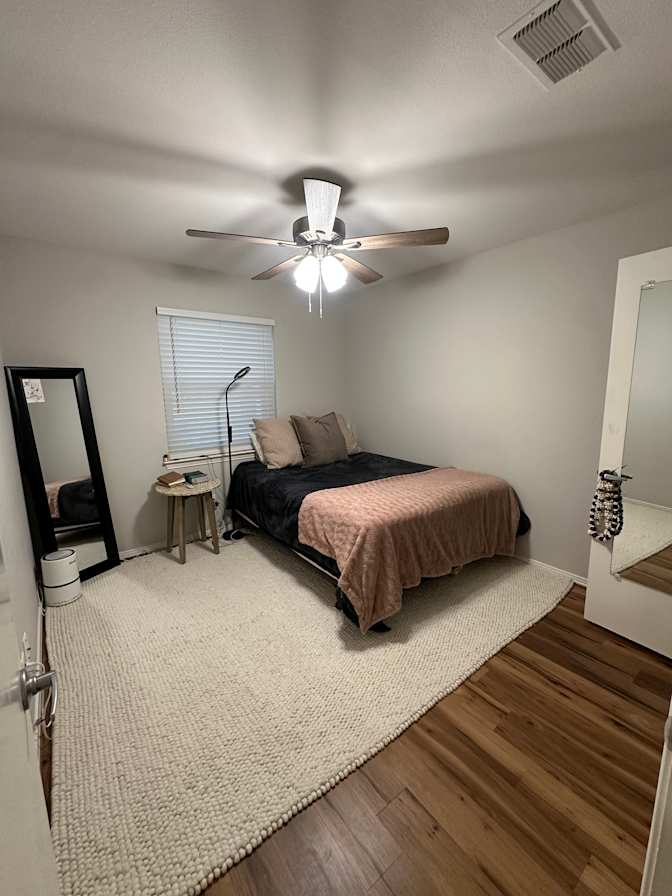 Brooke's room